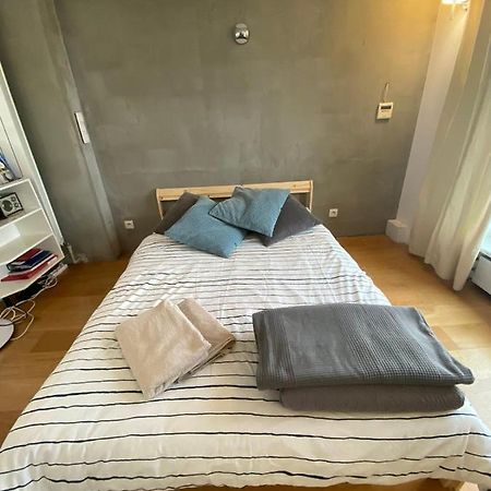 Bezagenta Wilcza8 Minimalist Studio Central Location Варшава Экстерьер фото