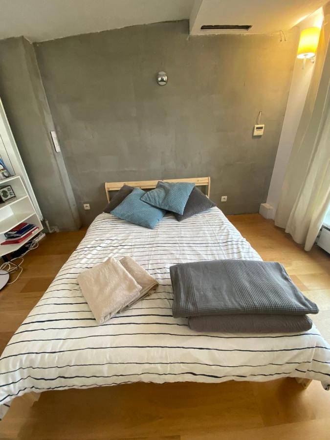 Bezagenta Wilcza8 Minimalist Studio Central Location Варшава Экстерьер фото